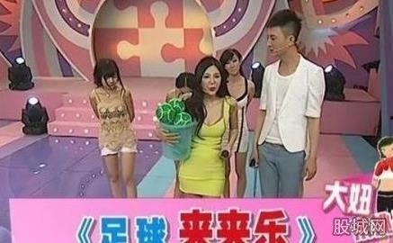 追捧各类低俗娱乐